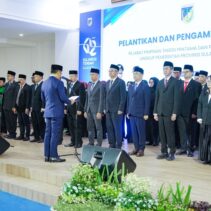 Anwar Hafid Pejabat Baru