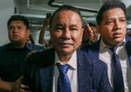 Hotman Paris Pengacara Febrie Adriansyah